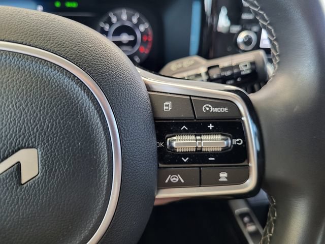 Certified 2023 Kia Sorento SX AWD/4WD image 22