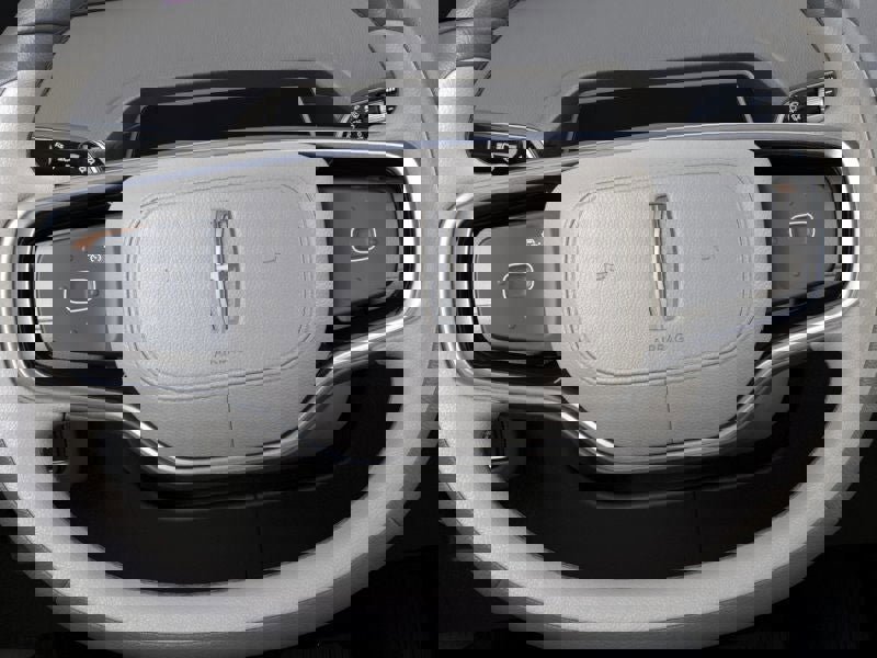 New 2025 Lincoln Nautilus Reserve image 12