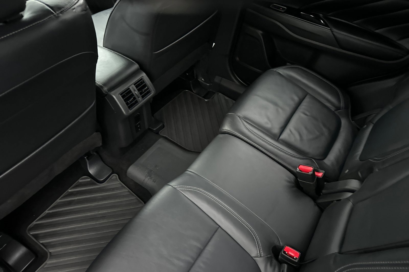 Used 2020 Mitsubishi Outlander SEL image 9