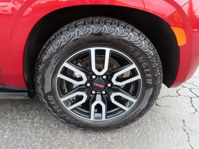 Certified 2023 GMC Yukon XL AT4 w/ AT4 Premium Plus Package image 9