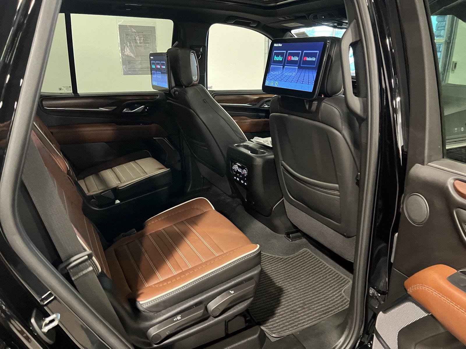 Used 2024 GMC Yukon Denali Ultimate AWD/4WD image 43