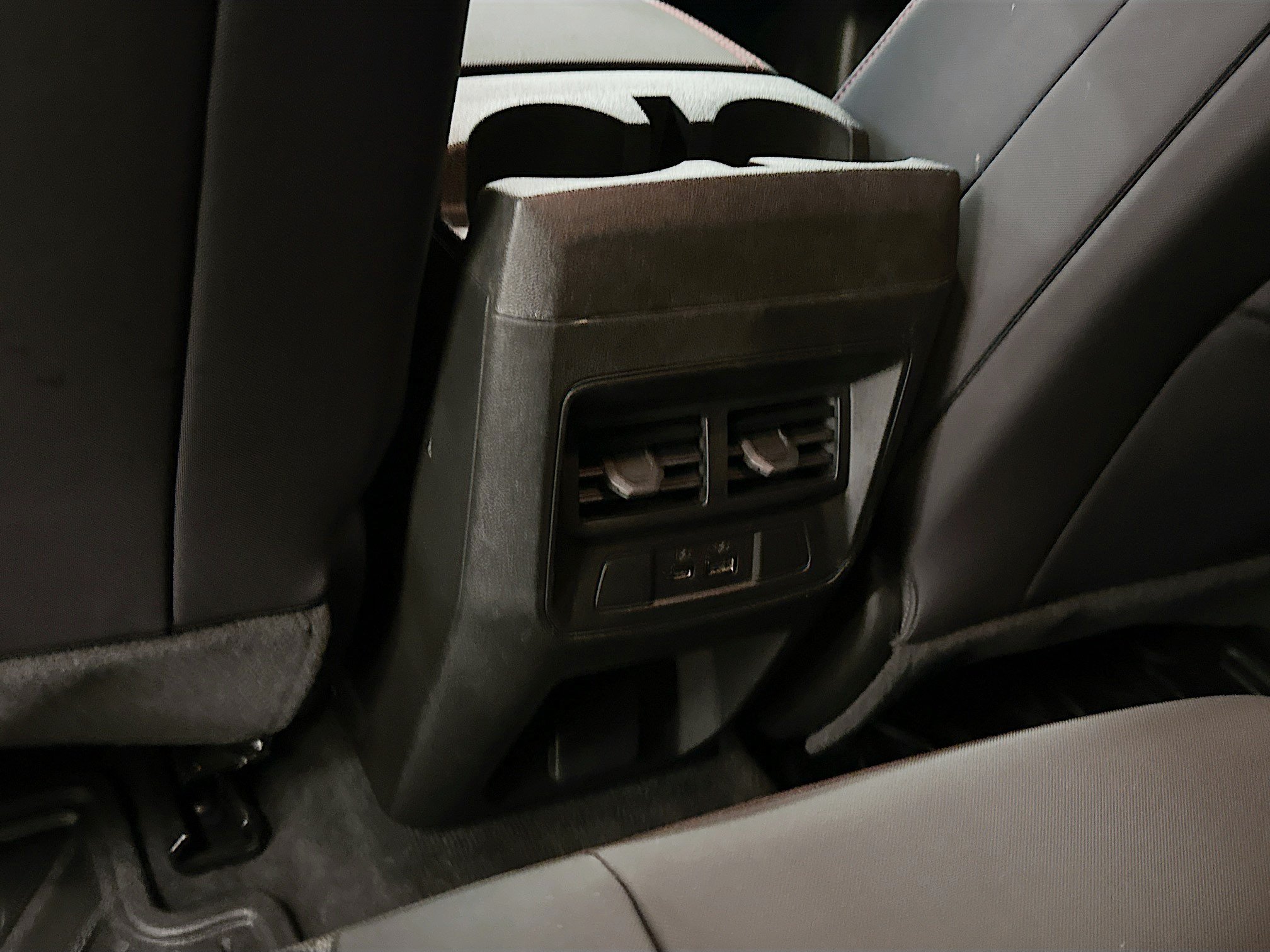 Used 2025 Chevrolet Colorado Z71 AWD/4WD image 28