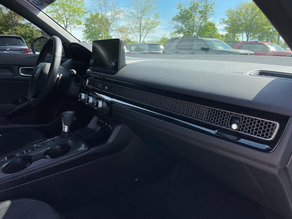 Certified 2025 Honda Civic Sport image 32