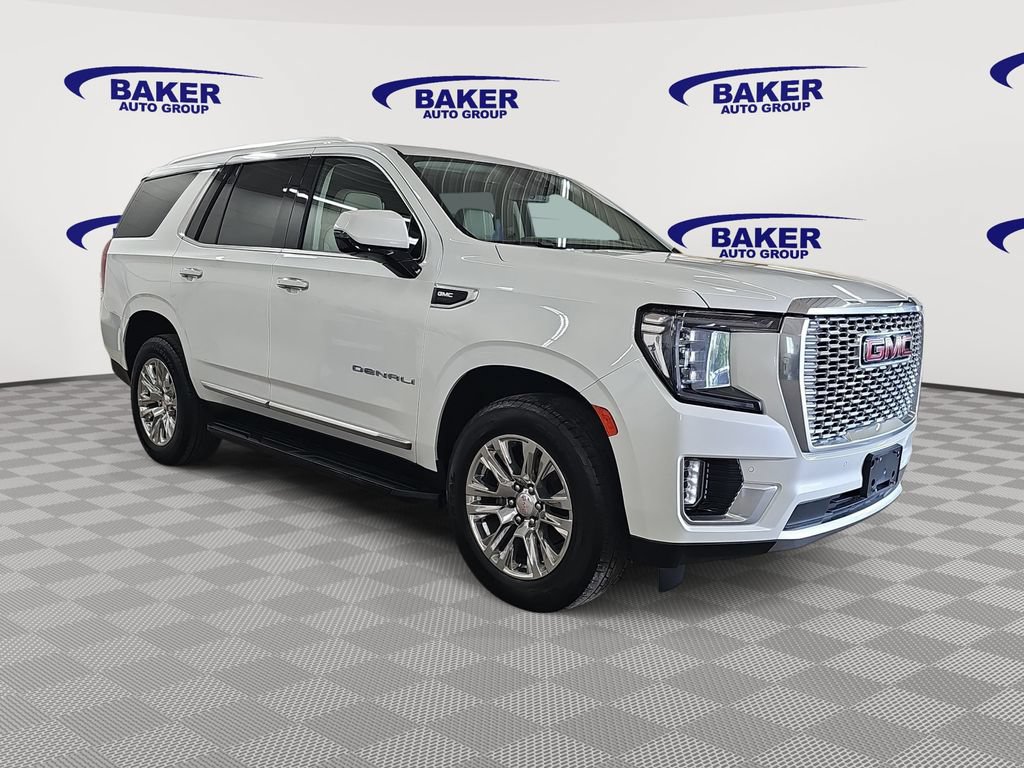 Used 2023 GMC Yukon Denali AWD/4WD image 3