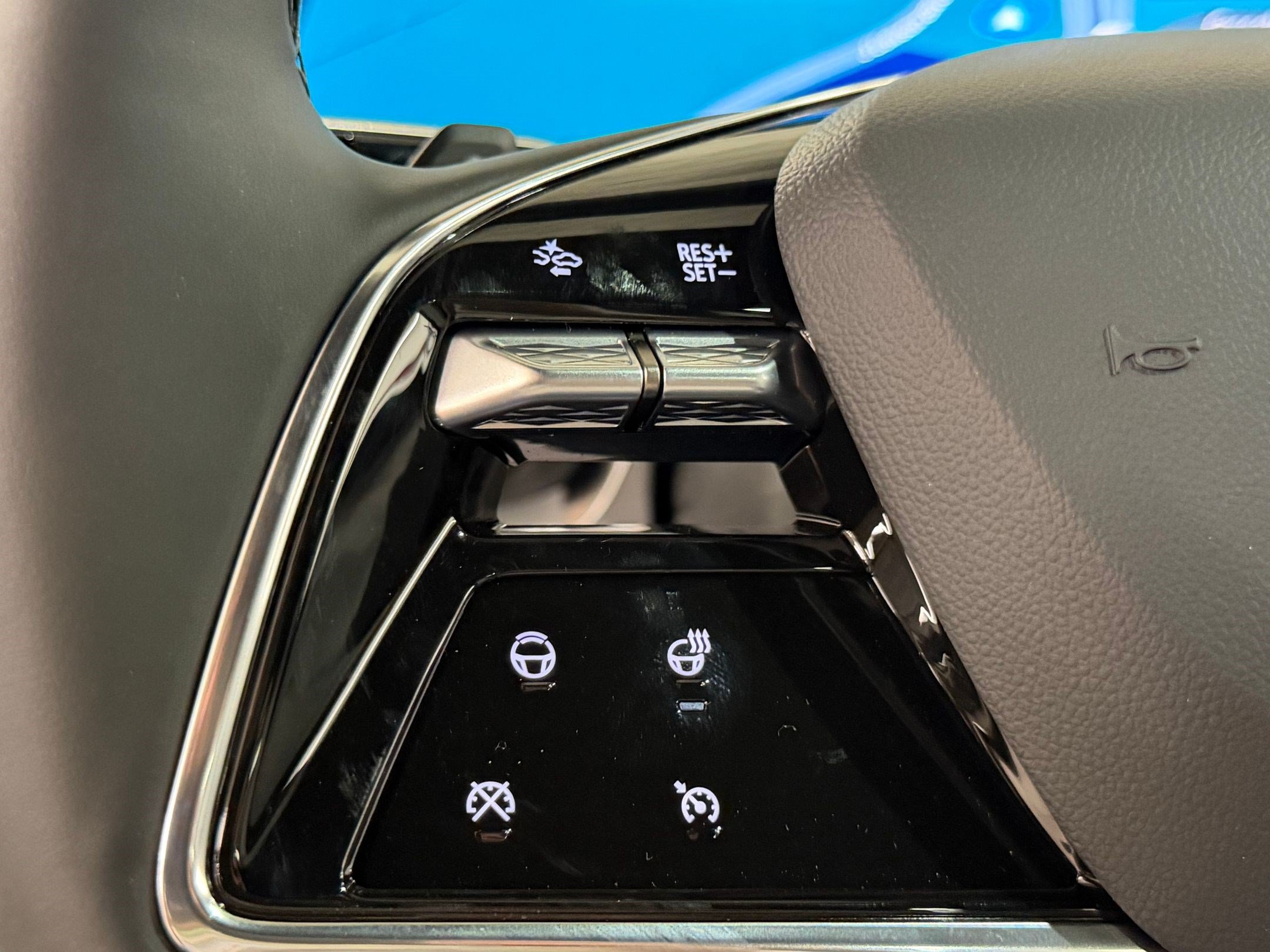 New 2027 Cadillac Lyriq Sport AWD/4WD image 14
