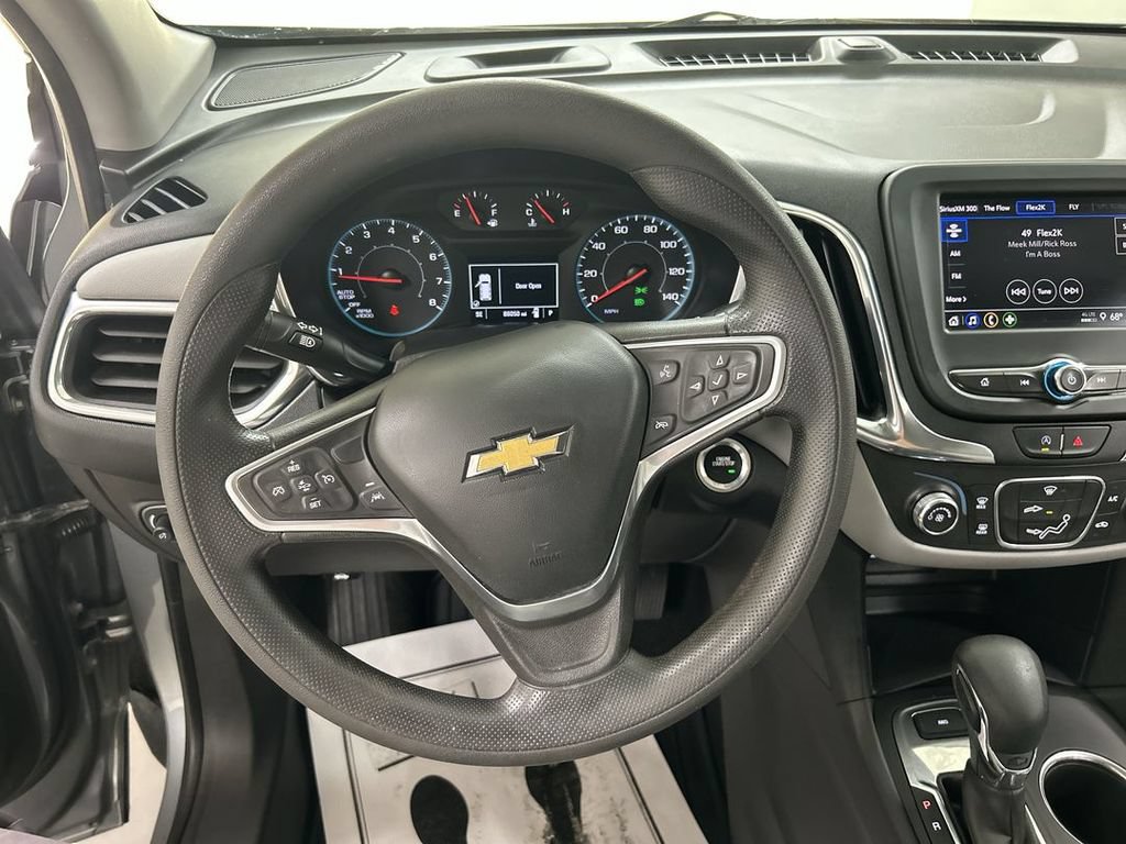 Used 2023 Chevrolet Equinox LS AWD/4WD image 4