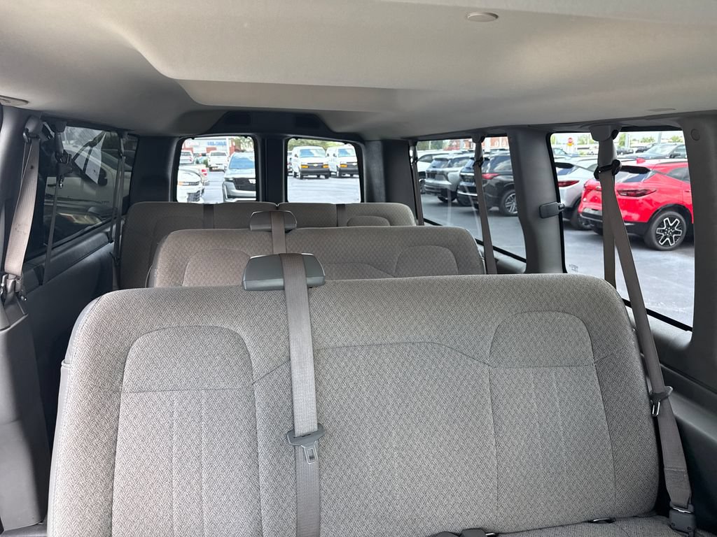 Used 2019 Chevrolet Express 3500 LT w/ LT Preferred Equipment Group RWD image 38