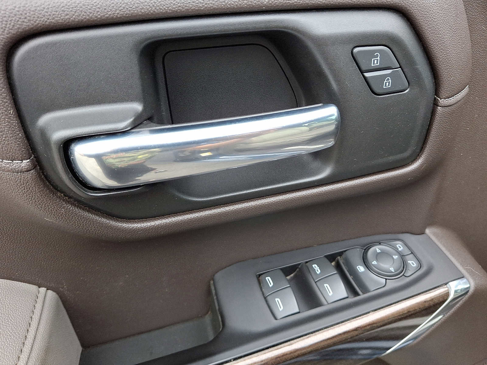 Used 2019 Chevrolet Silverado 1500 RST image 14