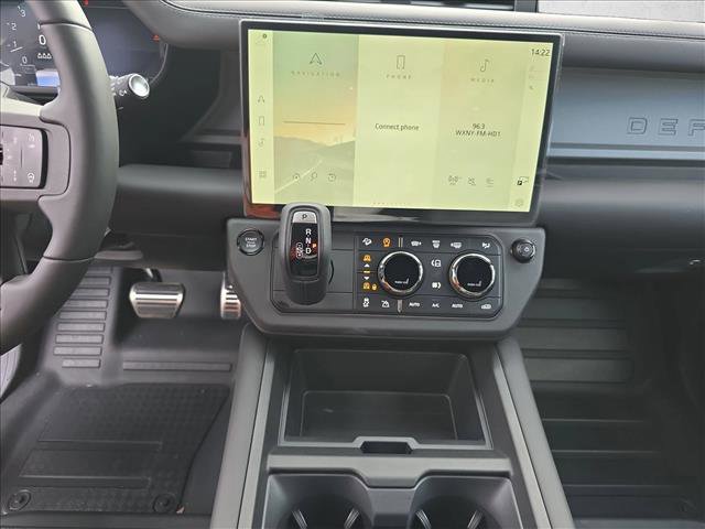 New 2026 Land Rover Defender 110 OCTA image 20