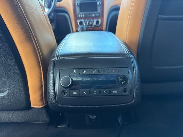 Used 2014 Chevrolet Traverse LTZ w/ LPO, 'HIT The Road' Package image 8