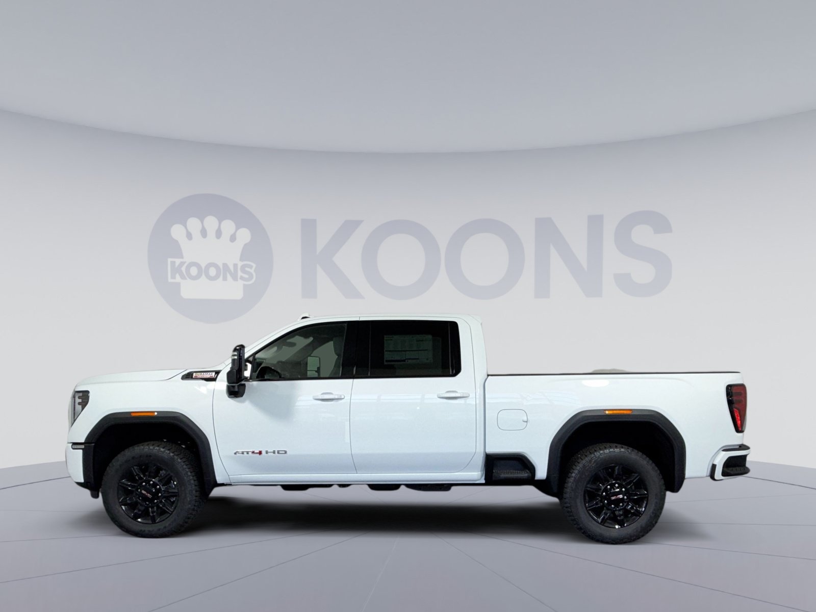 New 2026 GMC Sierra 2500 AT4 w/ Technology Package AWD/4WD image 2