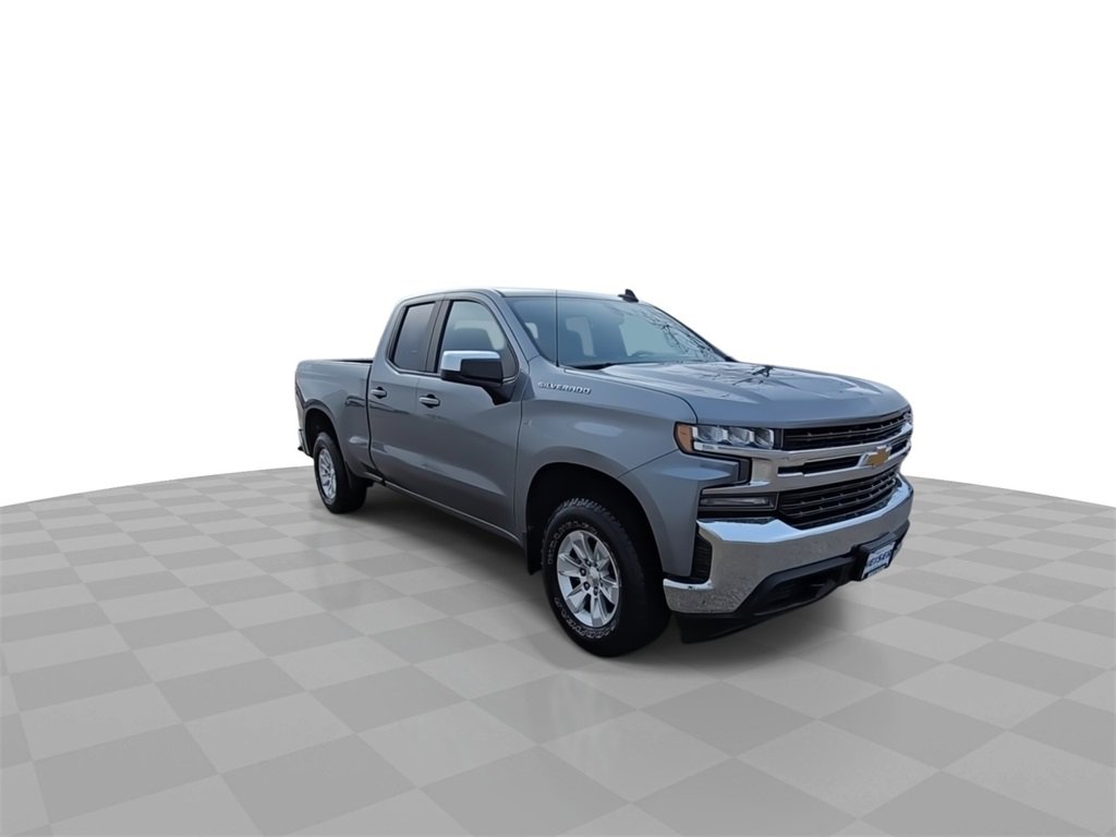 Used 2020 Chevrolet Silverado 1500 LT w/ Convenience Package image 2