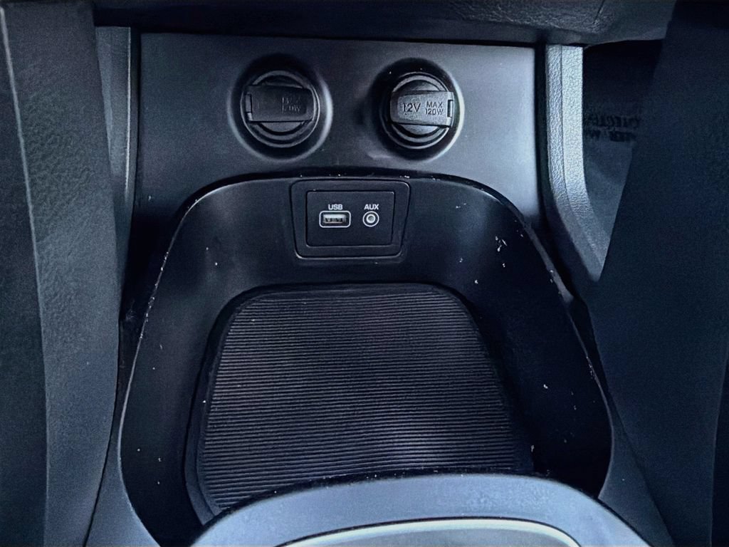 Used 2018 Hyundai Santa Fe Sport w/ 2.4L Tech Package 04 FWD image 30