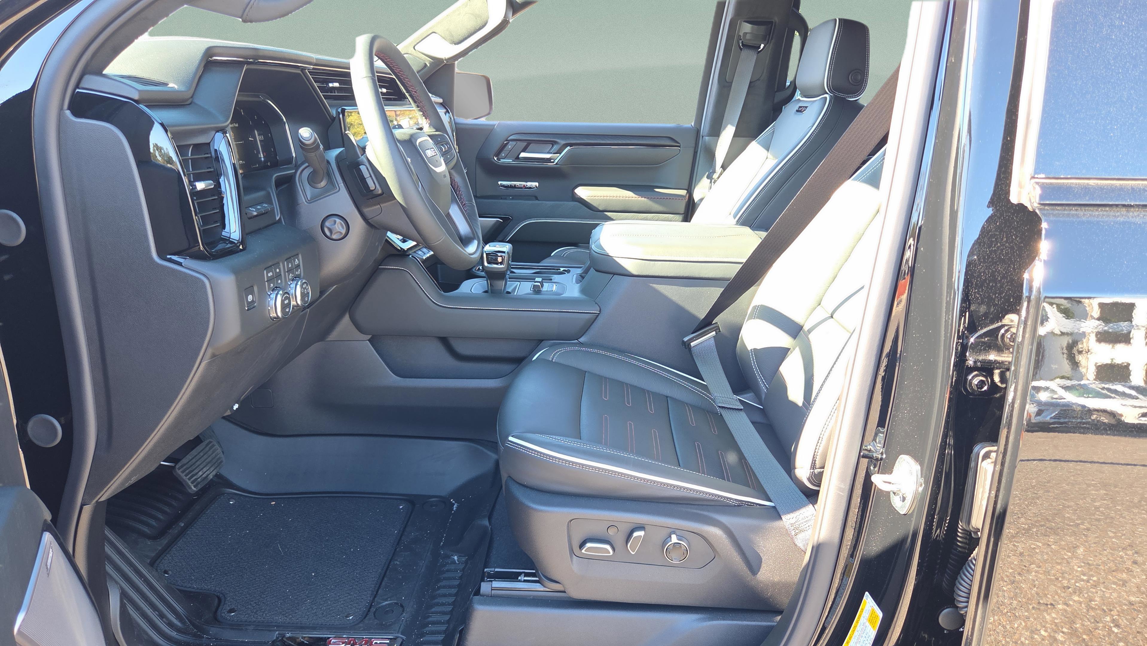 New 2026 GMC Sierra 1500 AT4X image 12