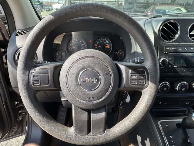 Used 2017 Jeep Compass Sport w/ Power Value Group image 22