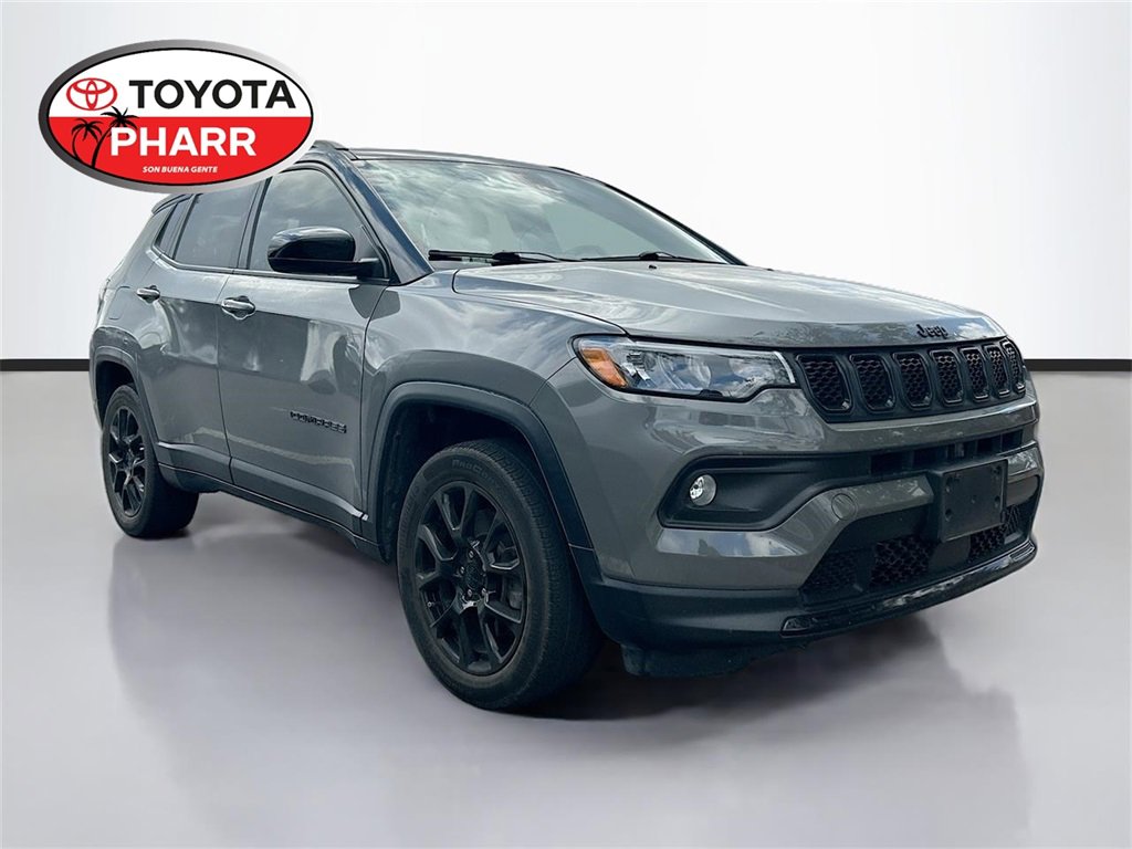 Used 2023 Jeep Compass Altitude