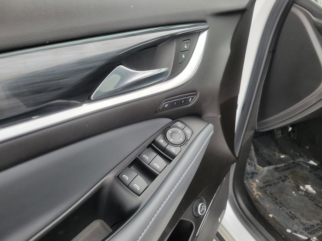 Used 2019 Buick Enclave Premium image 7