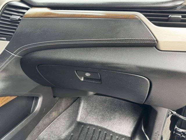 Used 2018 GMC Yukon XL Denali w/ Denali Ultimate Package AWD/4WD image 61