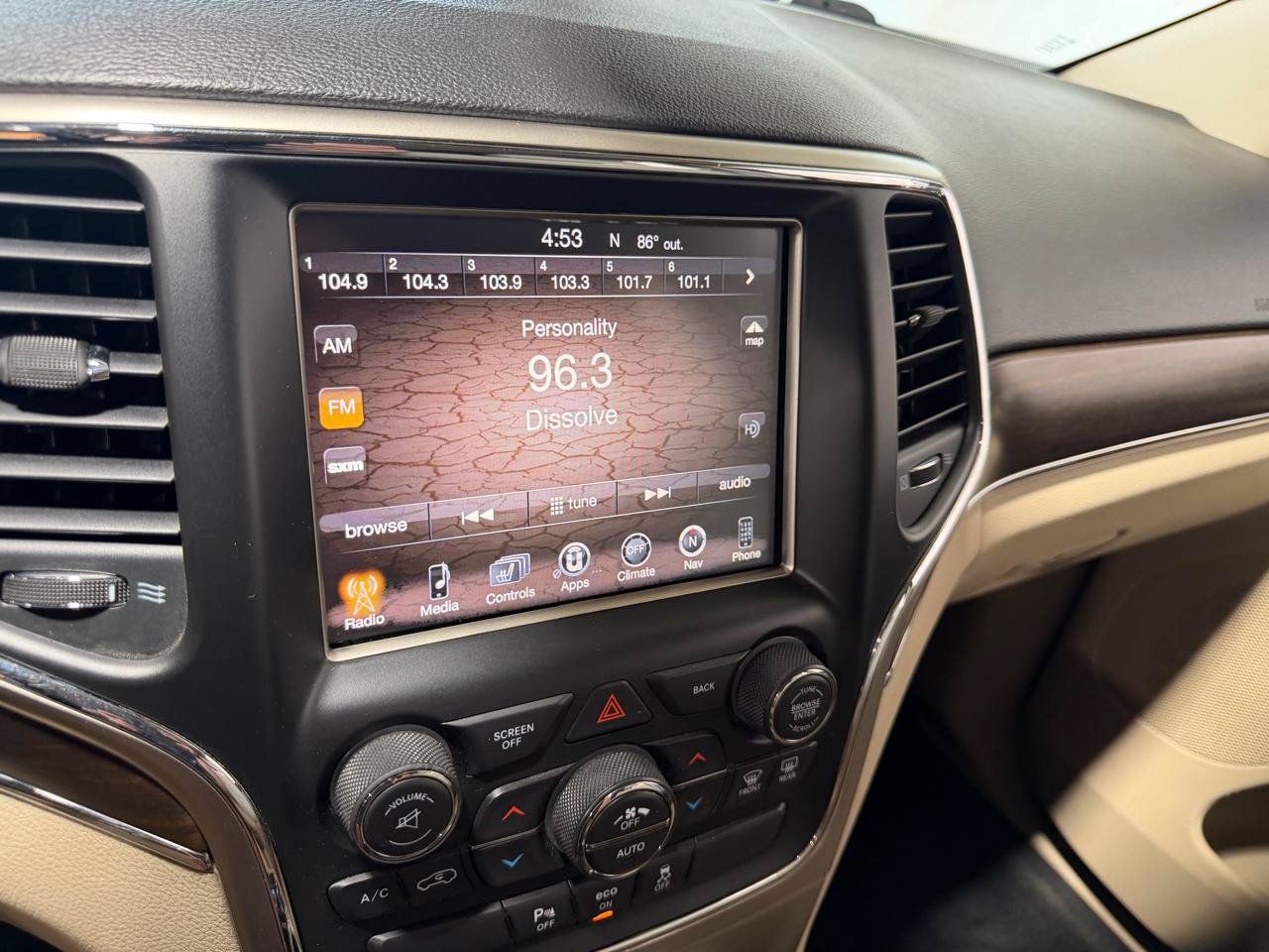 Used 2014 Jeep Grand Cherokee Limited w/ Trailer Tow Group IV AWD/4WD image 32