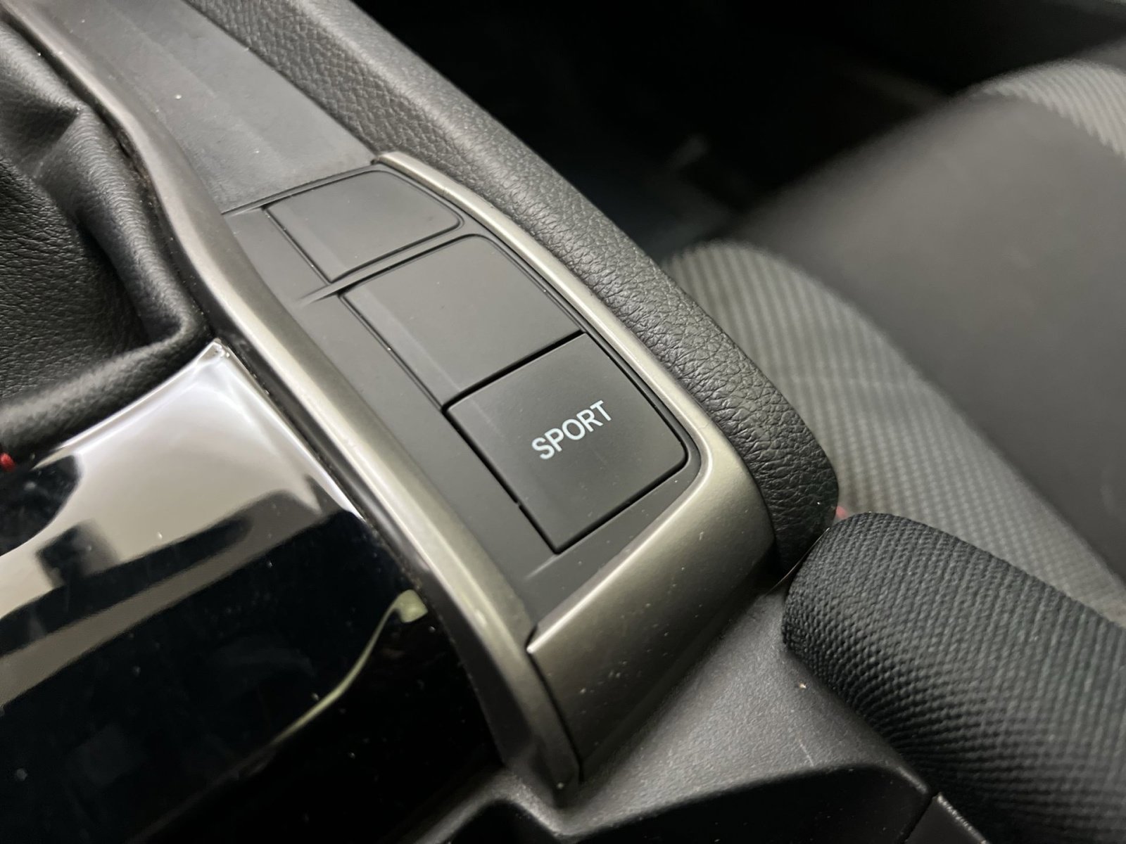 Used 2018 Honda Civic Si image 31