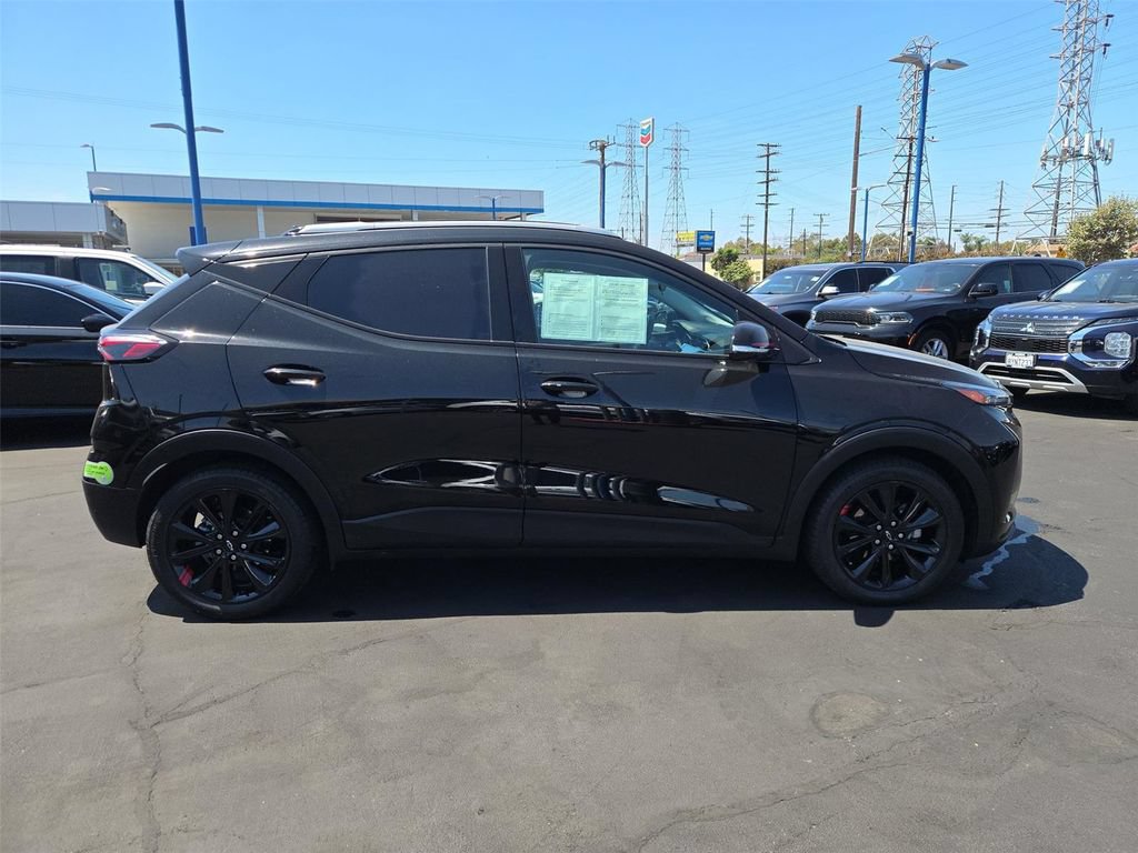Certified 2023 Chevrolet Bolt EUV LT w/ Redline Edition FWD image 28