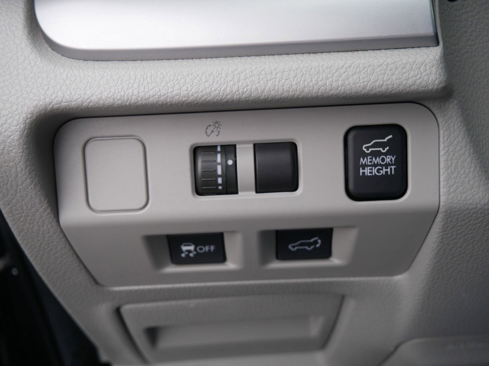 Used 2015 Subaru Forester 2.5i Limited w/ Popular Package #2 image 26