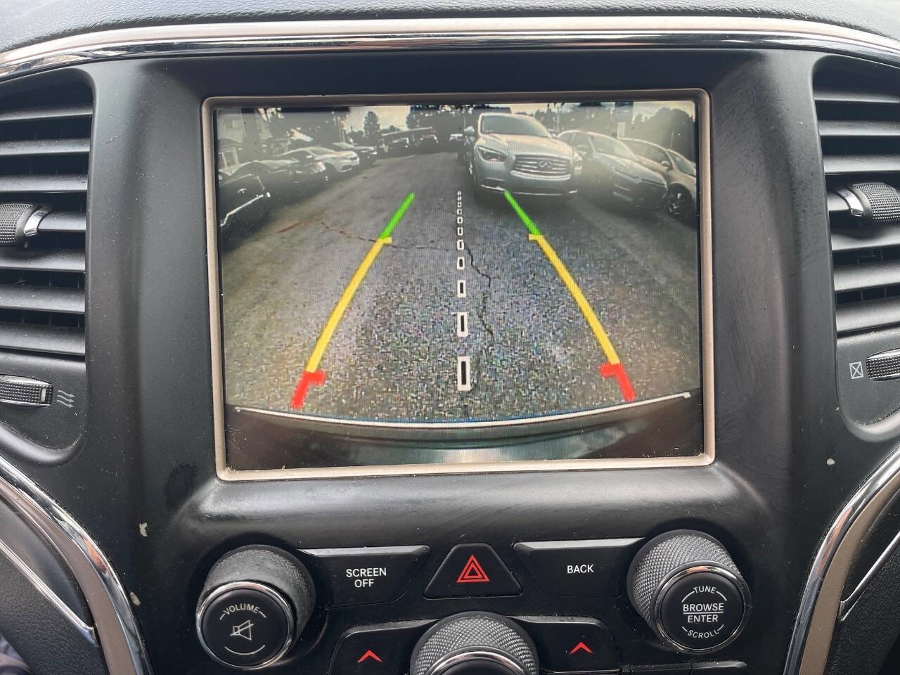 Used 2015 Jeep Grand Cherokee Limited image 17