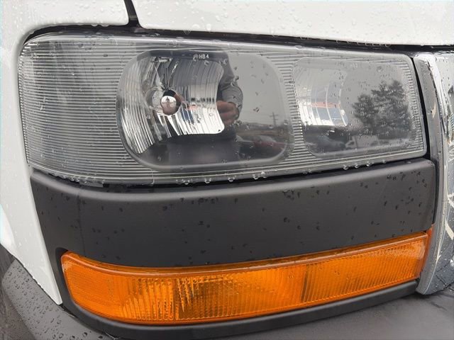 Used 2024 GMC Savana 2500 Work Van w/ Driver Convenience Package image 14
