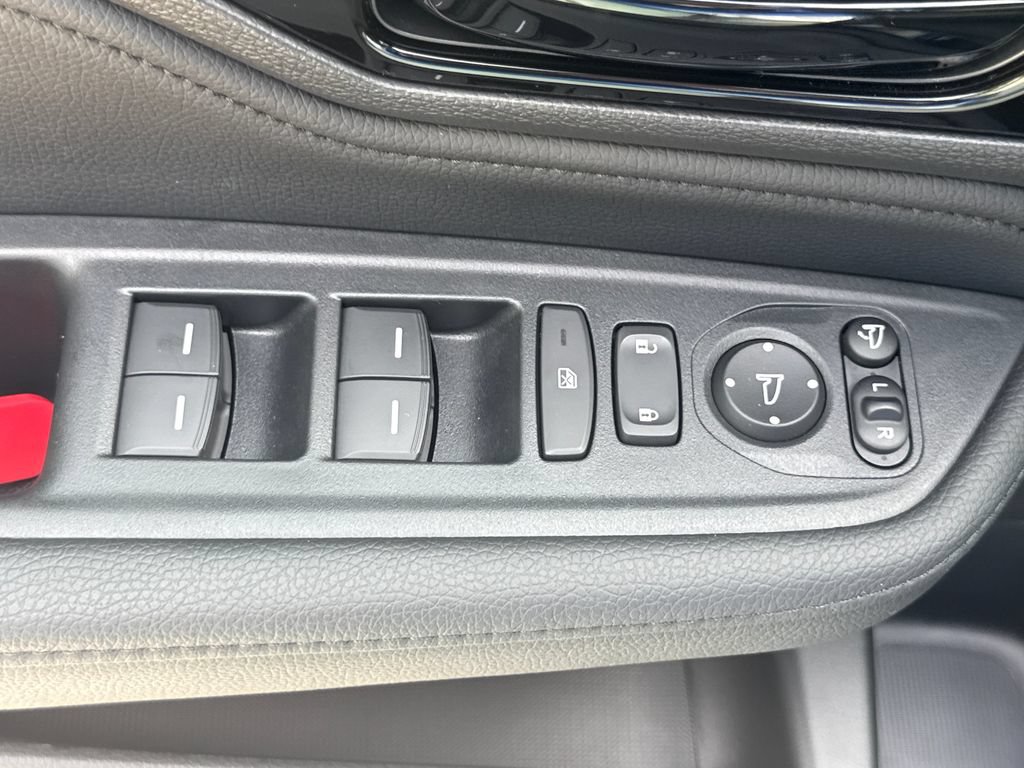 Used 2025 Honda Odyssey Elite image 14