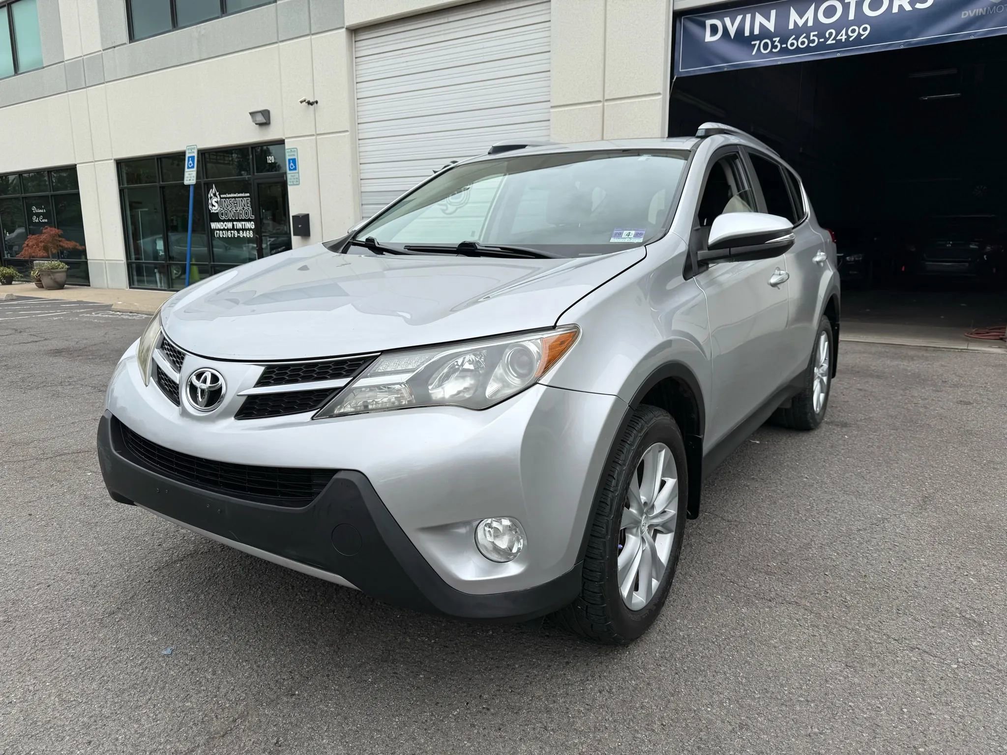 Used 2013 Toyota RAV4 Limited image 5
