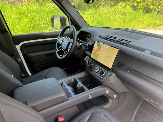 New 2026 Land Rover Defender 110 S AWD/4WD image 18