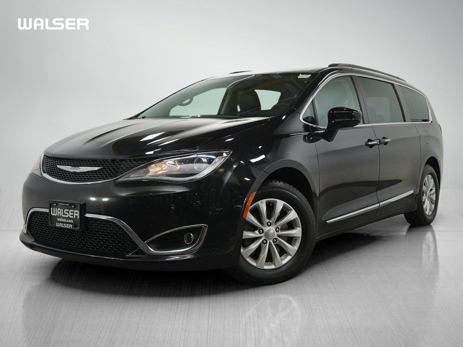Used 2017 Chrysler Pacifica Touring-L