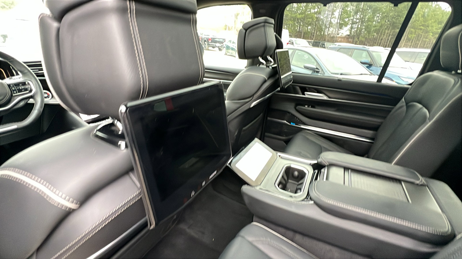 Used 2025 Jeep Grand Wagoneer Series II Obsidian w/ Quick Order Packagew 28T image 29