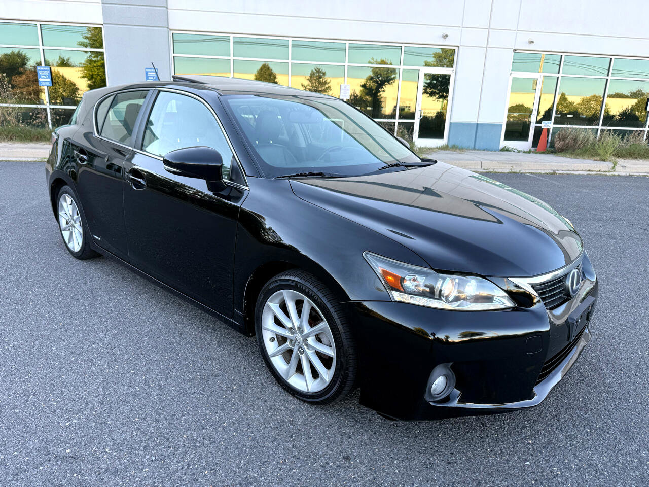 Used 2013 Lexus CT 200h image 10
