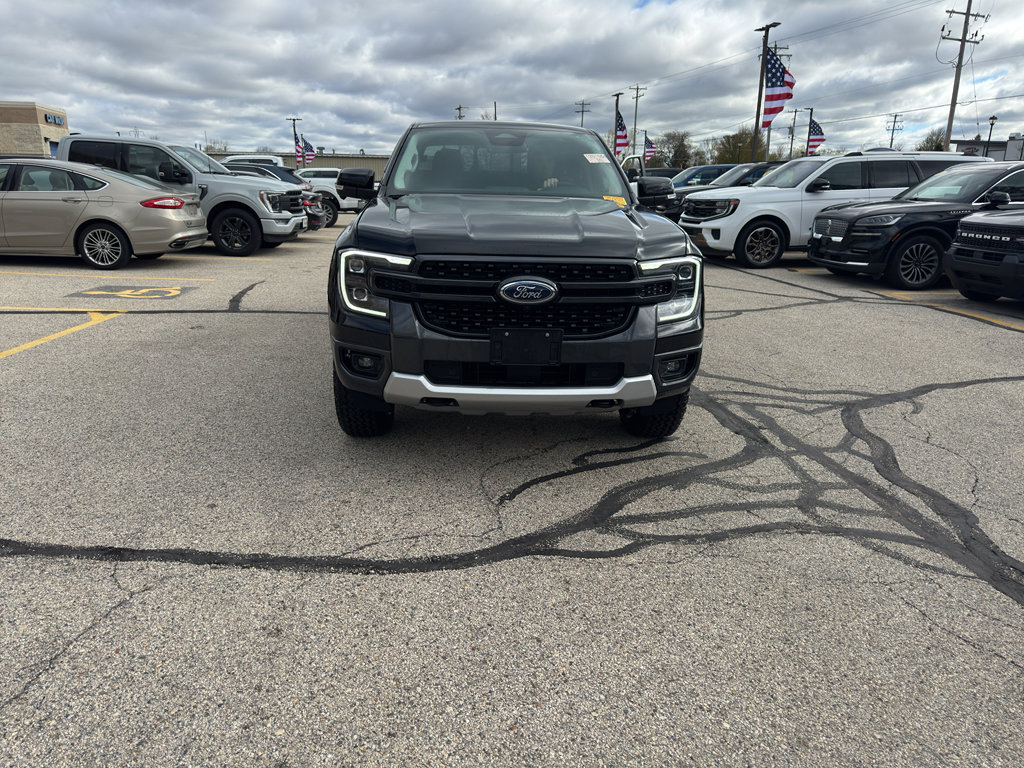 Used 2024 Ford Ranger Lariat w/ FX4 Off-Road Package AWD/4WD image 2