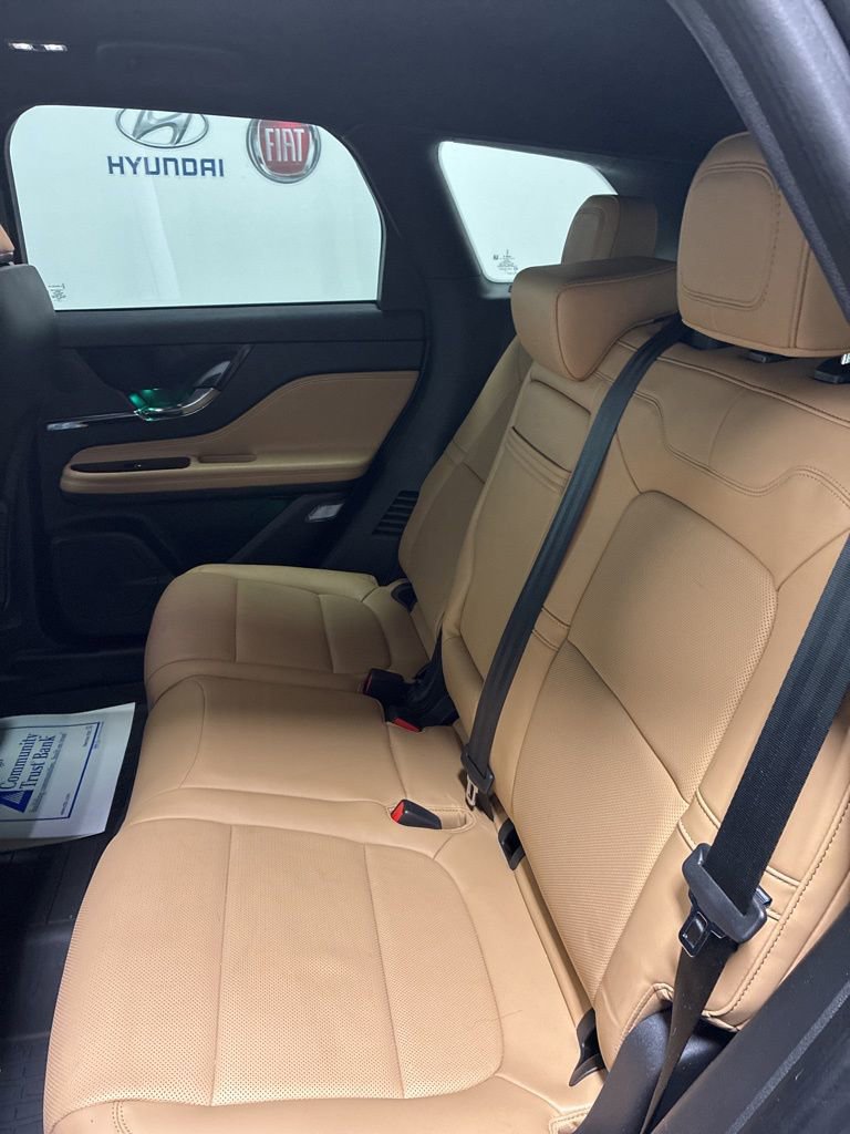 Used 2023 Lincoln Corsair Reserve w/ Jet Appearance Package image 23