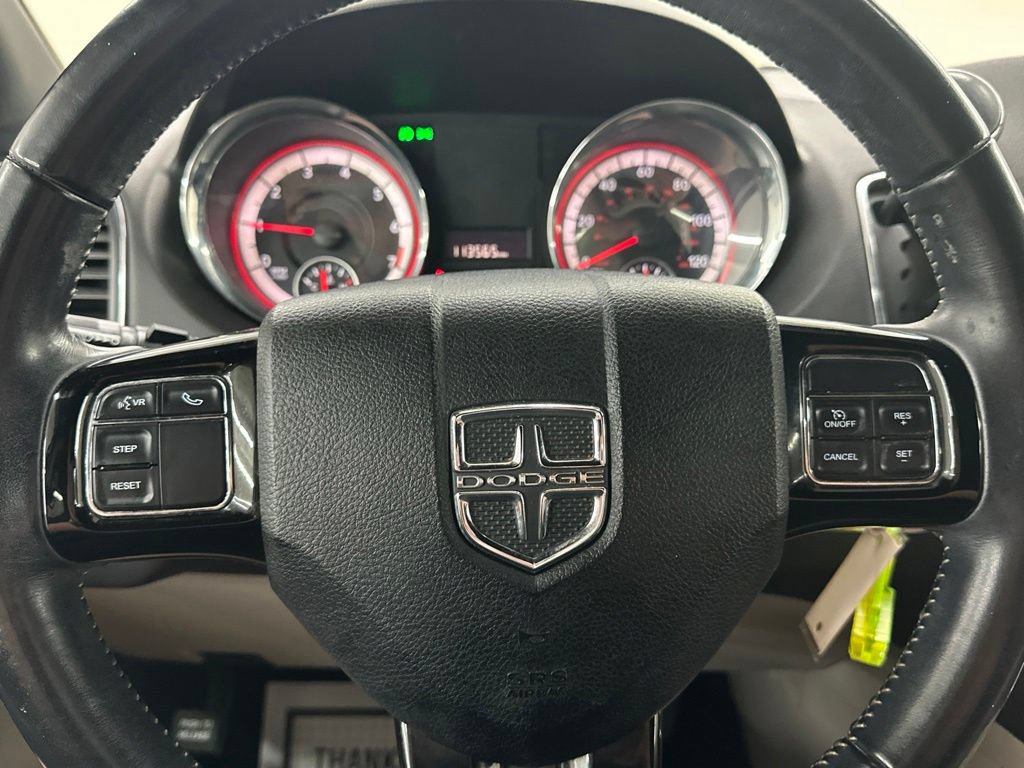 Used 2017 Dodge Grand Caravan SXT FWD image 32
