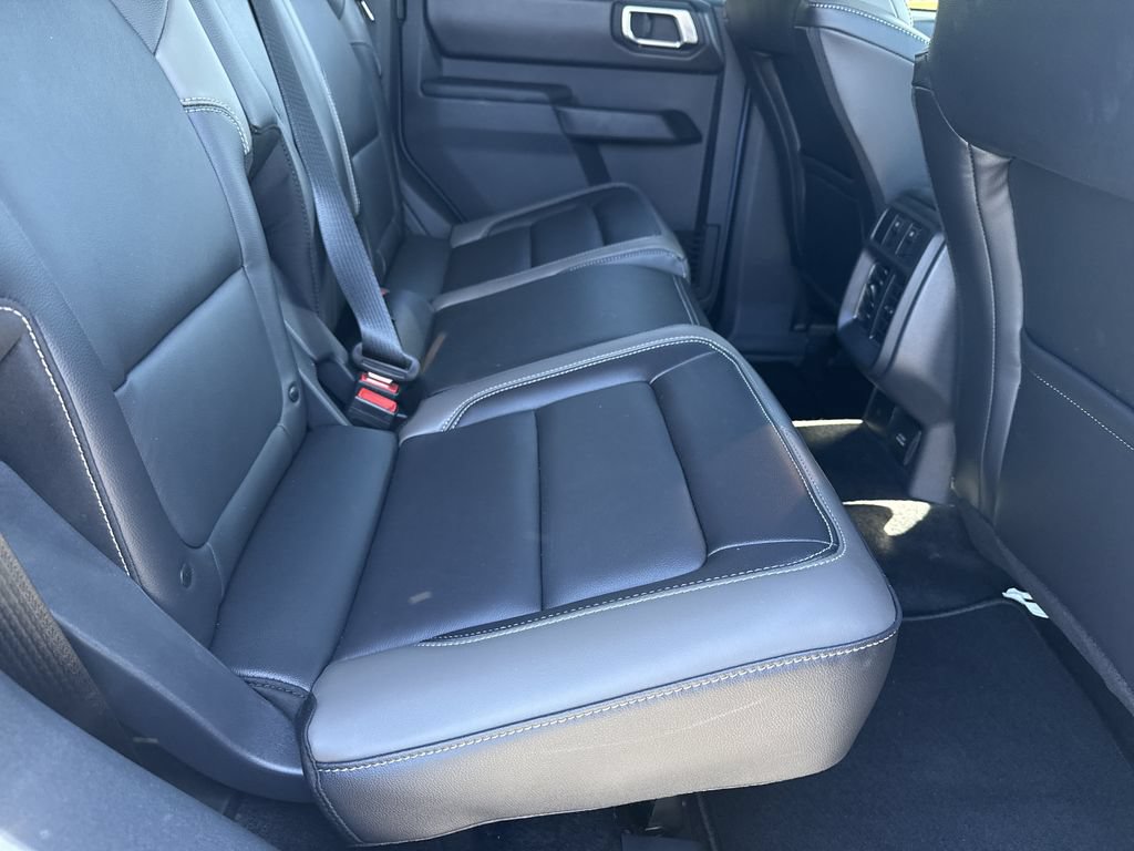 New 2025 Ford Bronco Outer Banks w/ Sasquatch Package AWD/4WD image 16