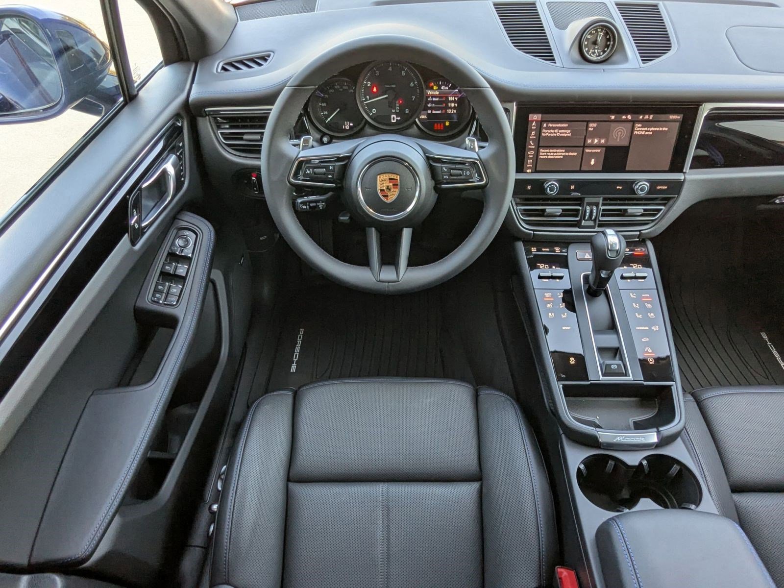 New 2026 Porsche Macan image 15