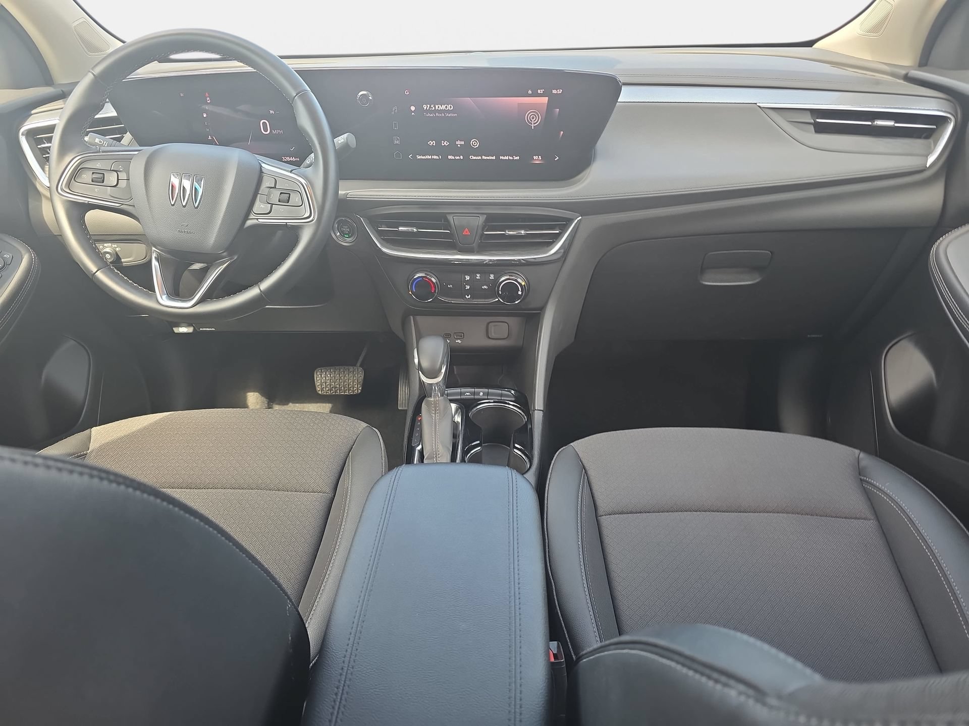 Used 2025 Buick Encore GX Preferred FWD image 9