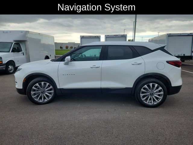 Used 2023 Chevrolet Blazer Premier image 4