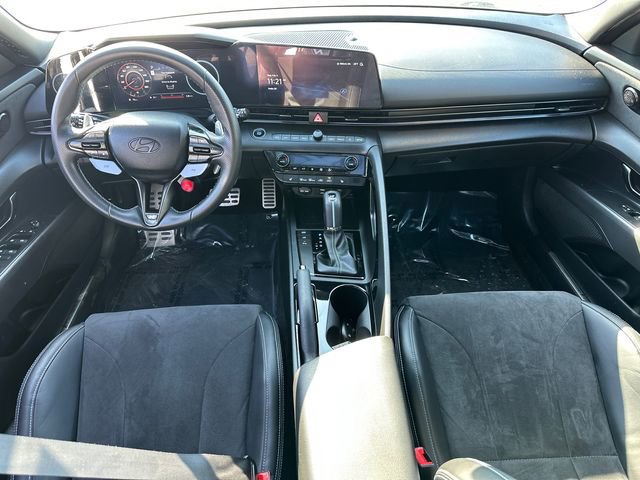 Used 2025 Hyundai Elantra N image 19