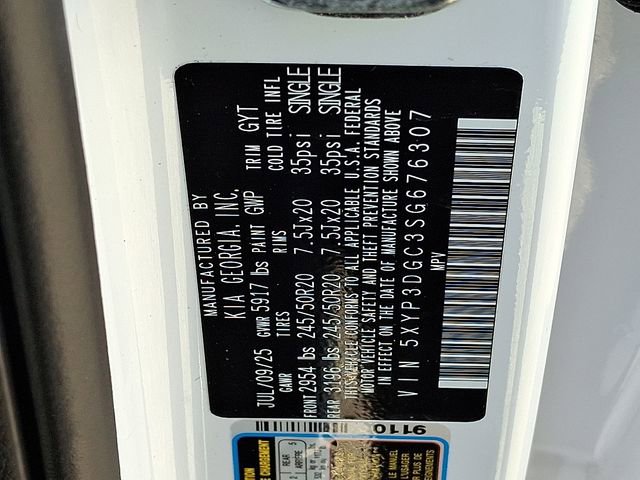 Used 2025 Kia Telluride EX w/ EX Captain's Chair Package image 24