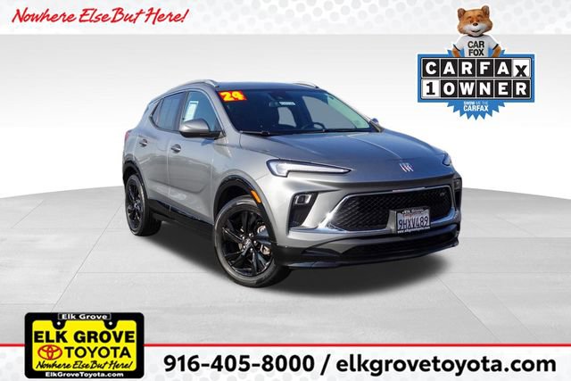 Used 2024 Buick Encore GX Sport Touring image 1
