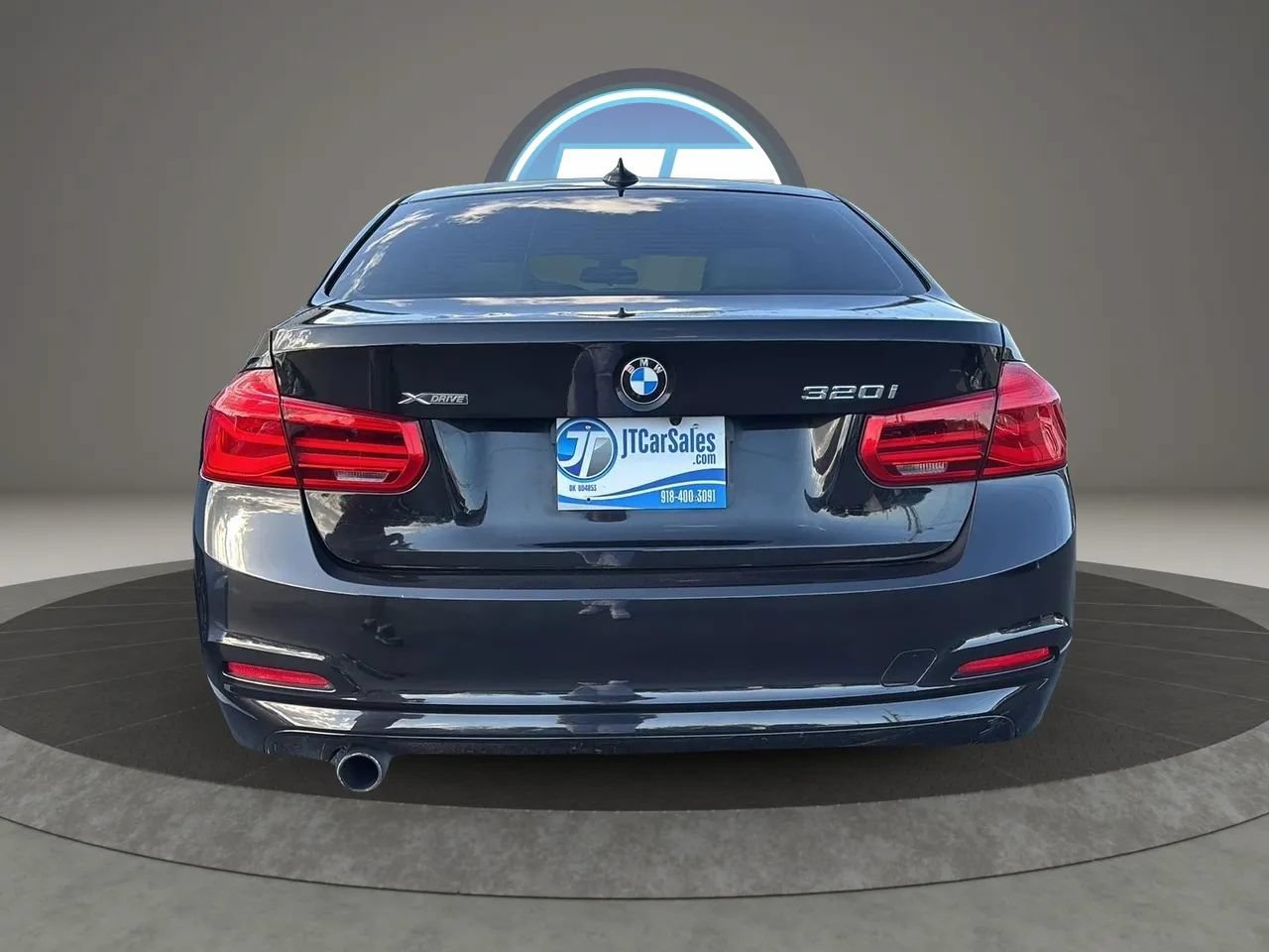 Used 2017 BMW 320i xDrive Sedan AWD/4WD image 35