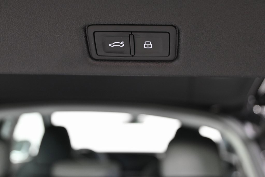 New 2025 Audi Q5 Premium Plus image 26
