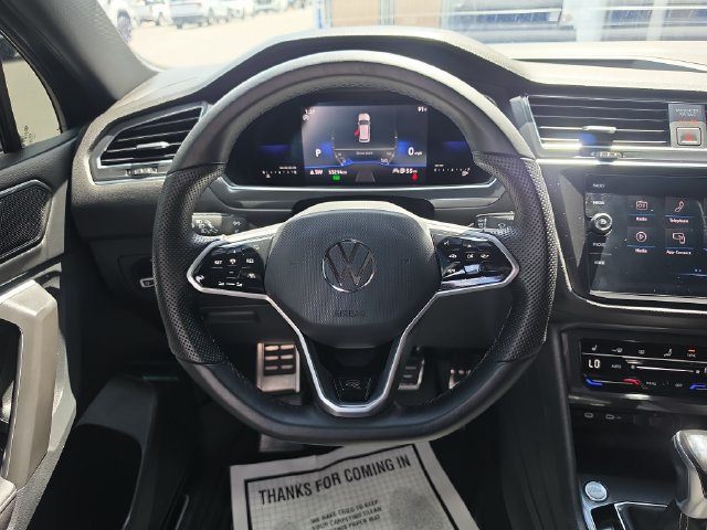 Used 2022 Volkswagen Tiguan SE R-Line FWD image 13