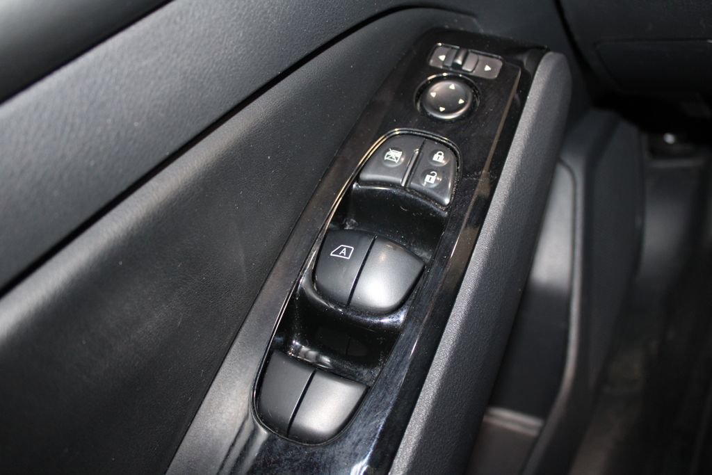 Used 2024 Nissan Altima 2.5 SL image 40