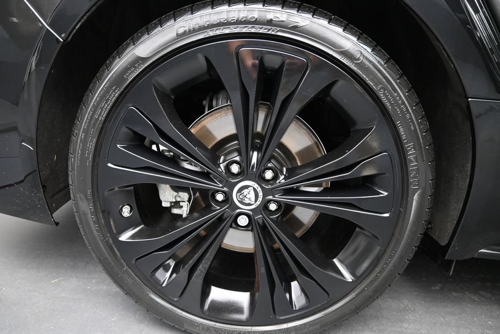 Certified 2024 Jaguar XF R-Dynamic SE AWD/4WD image 14