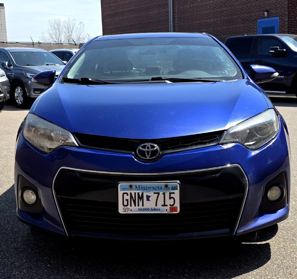 Used 2015 Toyota Corolla S Premium FWD image 3